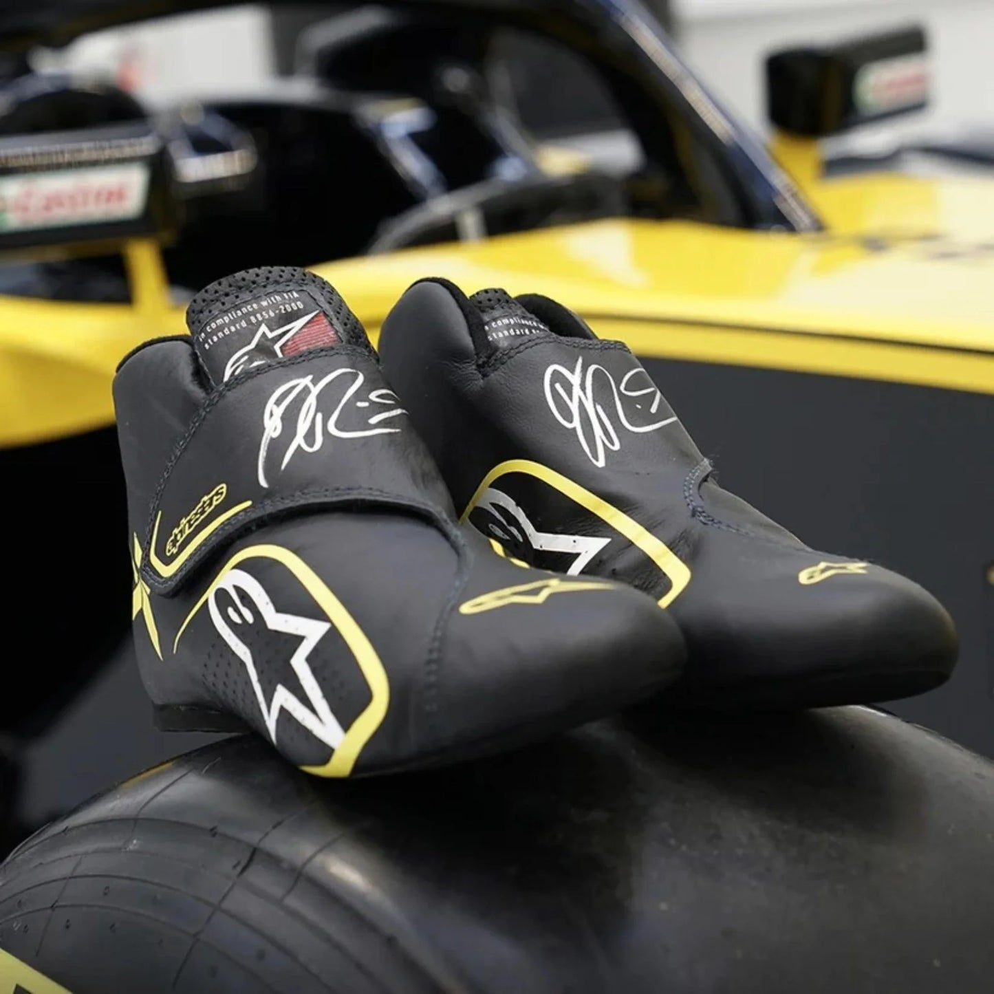 Daniel Ricciardo 2019 Renault F1 Racing Shoes - Averon Racewears image 4