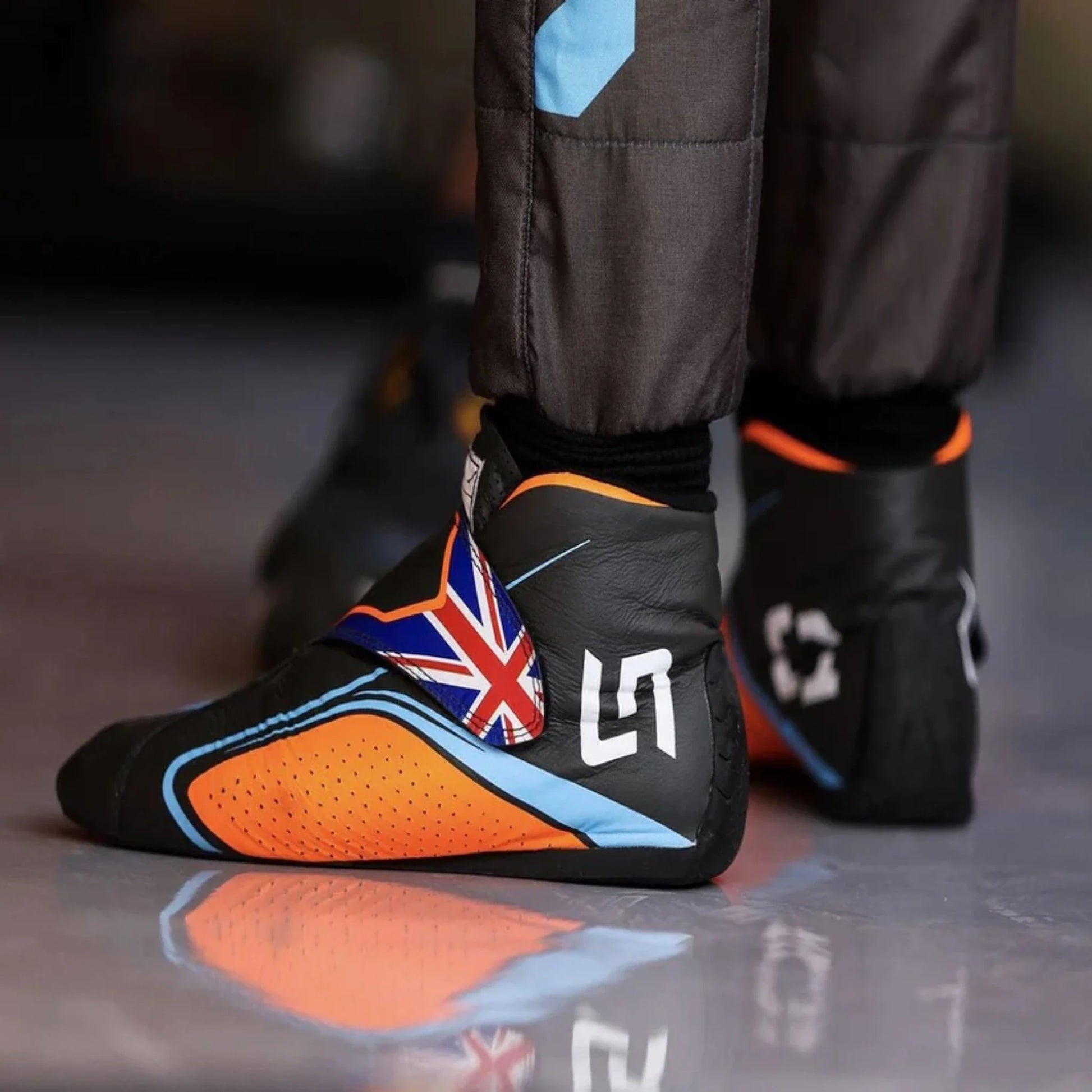 Lando Norris 2022 Mclaren F1 Racing Shoes - Averon Racewears image 2